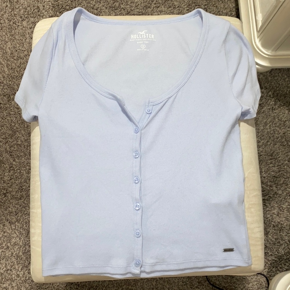 Hollister baby tee